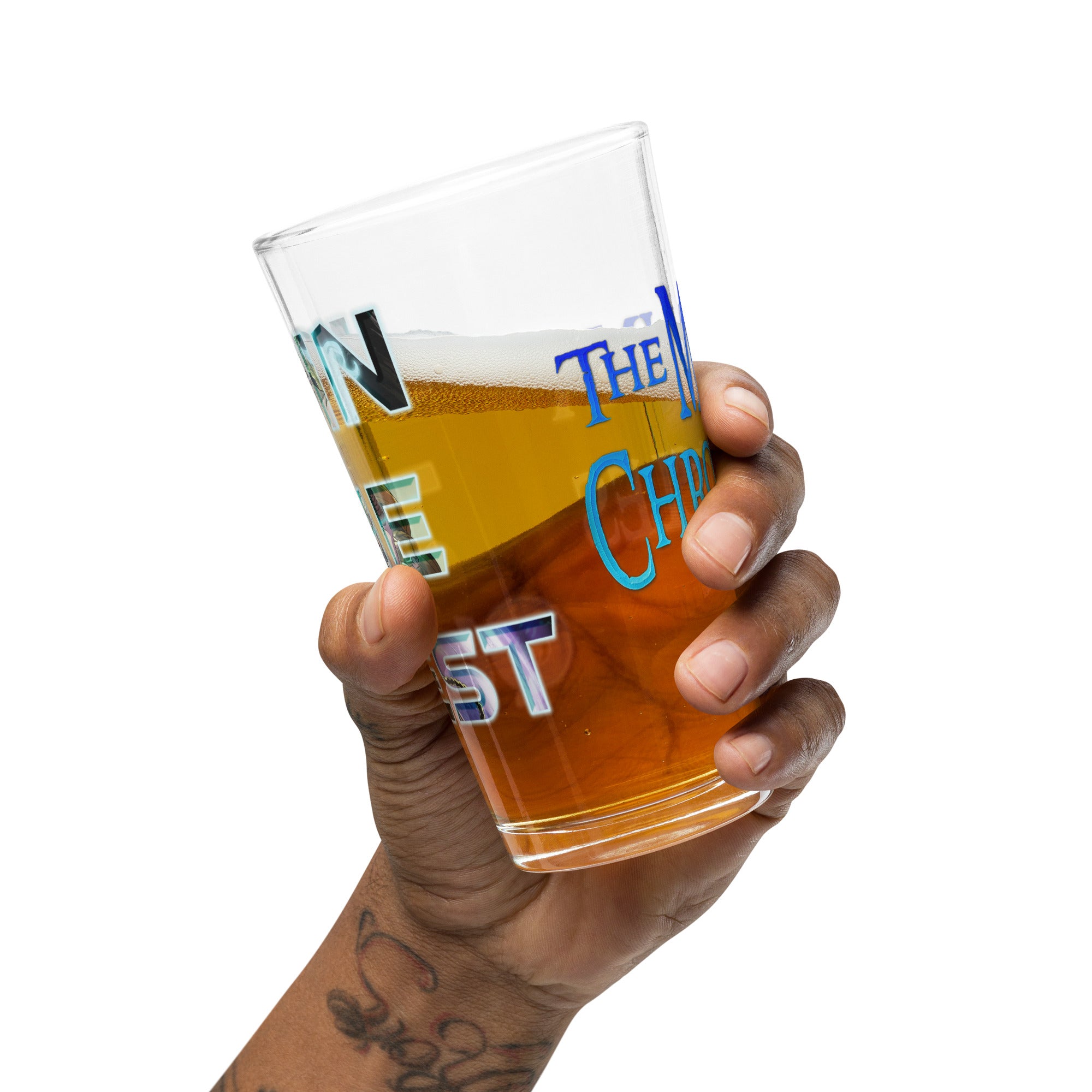 JOIN THE QUEST Shaker pint glass